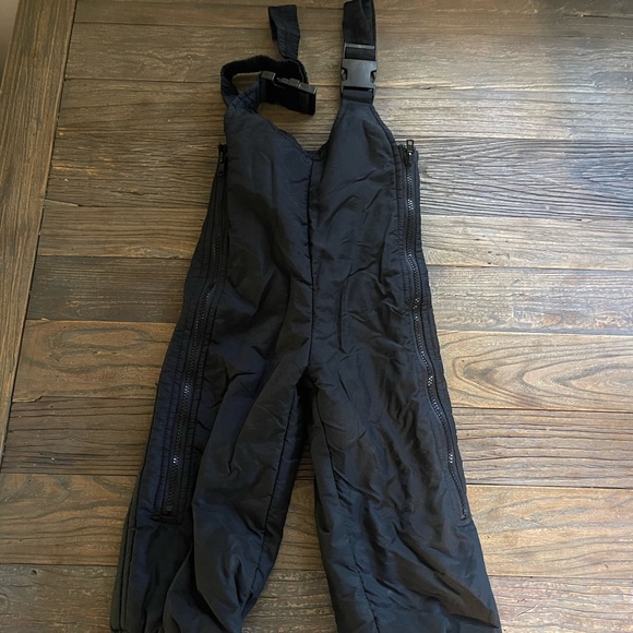 Bib ski pants. Toddler - Picture 1 of 3